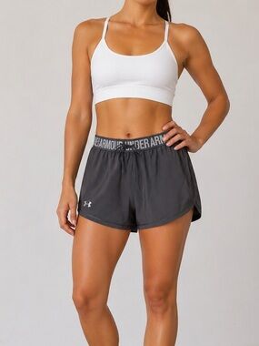 UNDER ARMOUR dark gray workout shorts heat gear loose fit size small‎